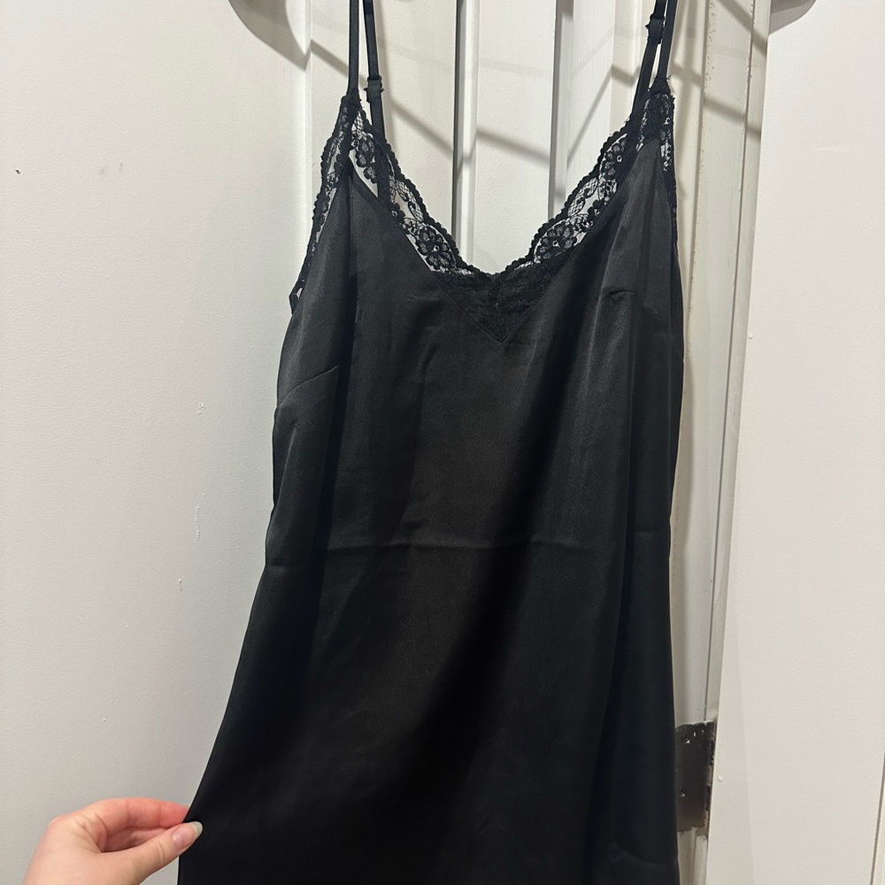 PrettyLittleThing Black Lace Detail Dress